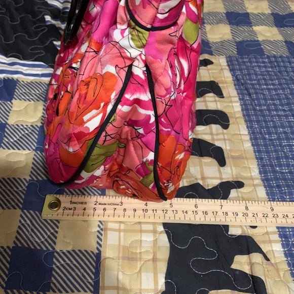 Vera Bradley Roses Bag With Rigid Handles - Picture 4 of 6